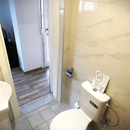Modern Penthouse شقة